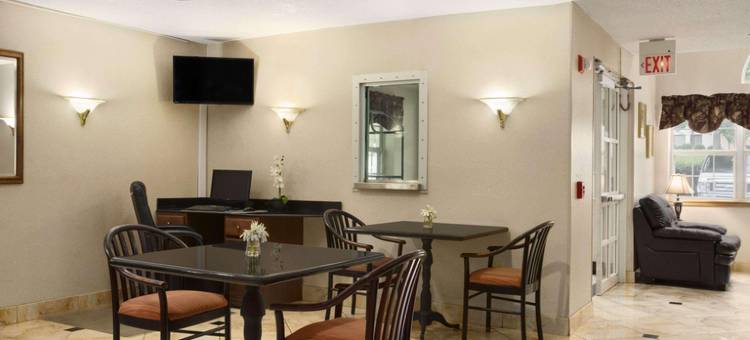 Microtel Inn & Suites by Wyndham Charlotte Airport图片