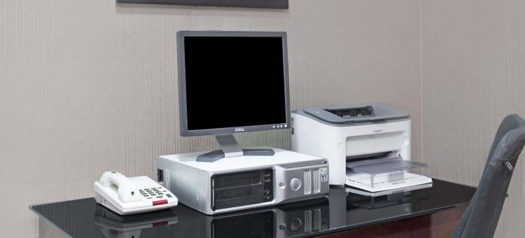 Microtel Inn & Suites by Wyndham Charleston WV图片