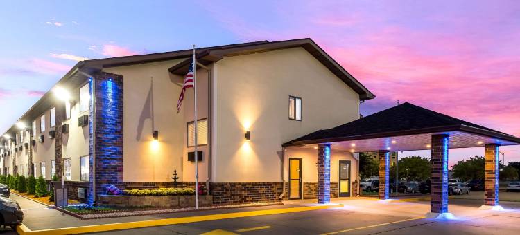 盖尔斯堡凯艺酒店 - 近 34 号美国国道及 I-74(Quality Inn Galesburg Near US Highway 34 and I-74)图片