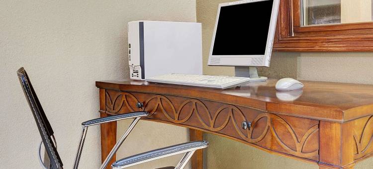 爱荷华城市Travelodge by Wyndham(Iowa City Travelodge)(Travelodge by Wyndham Iowa City)图片