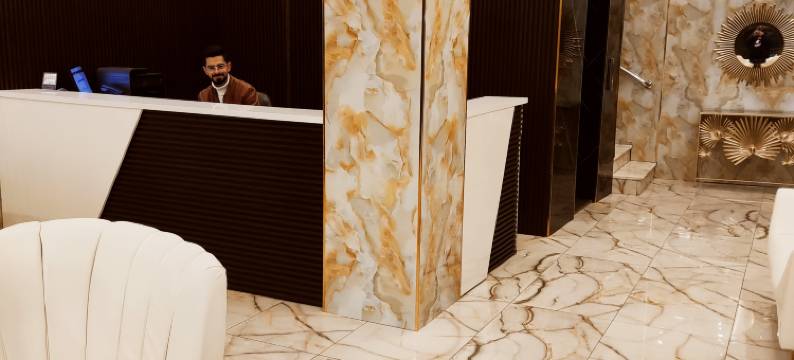 黄金酒店(Golden Hotel)图片