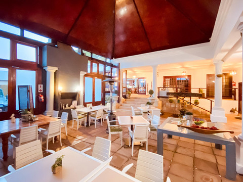 温泉立方豪华套房水疗酒店