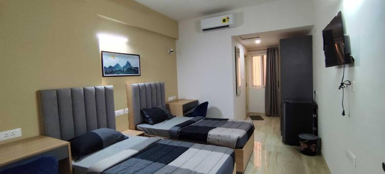 Super Collection O Local Square Karle Town图片