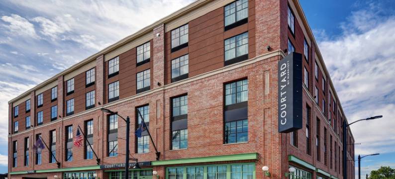 万怡曼哈顿艾吉维尔酒店(Courtyard Manhattan Aggieville)图片