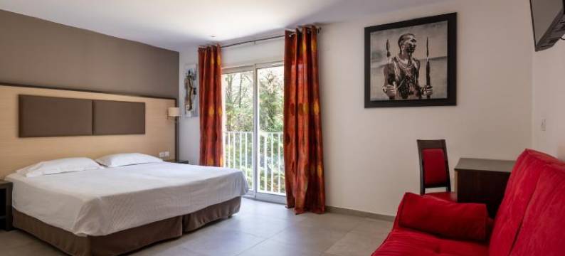 伊埃雷北 - 原创城市盖博庄园酒店(The Originals City, Hôtel les Bastides du Gapeau)图片