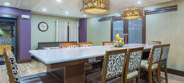 希尔顿欢朋酒店-卡尔曼(Hampton Inn Cullman)图片