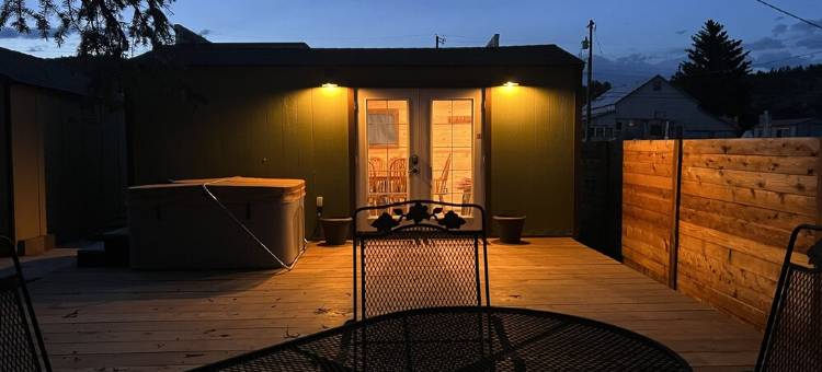 尼德兰溪畔小屋.(Creekside Nederland Cabin.)图片