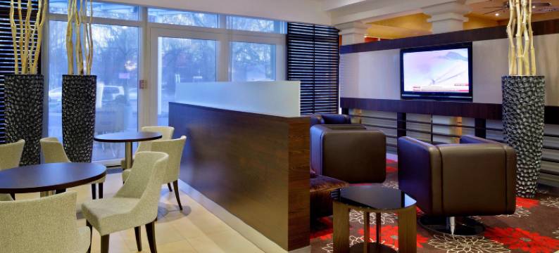 汉诺威马斯湖万怡酒店(Courtyard Hannover Maschsee)图片