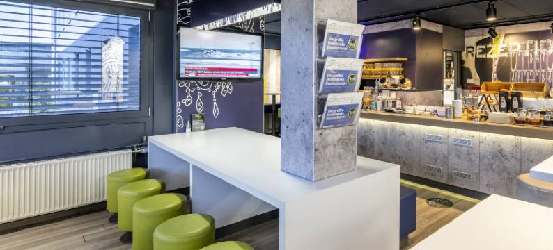 杜塞尔多夫-林托夫 B&B 酒店(B&B HOTEL Düsseldorf-Lintorf)图片