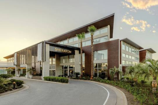 谢尔顿布宜诺斯艾利斯格林维尔马球度假村(Sheraton Buenos Aires Greenville Polo & Resort)