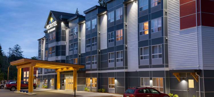 莱迪史密斯牡蛎湾麦客达温德姆酒店(Microtel Inn & Suites by Wyndham Ladysmith Oyster Bay)图片