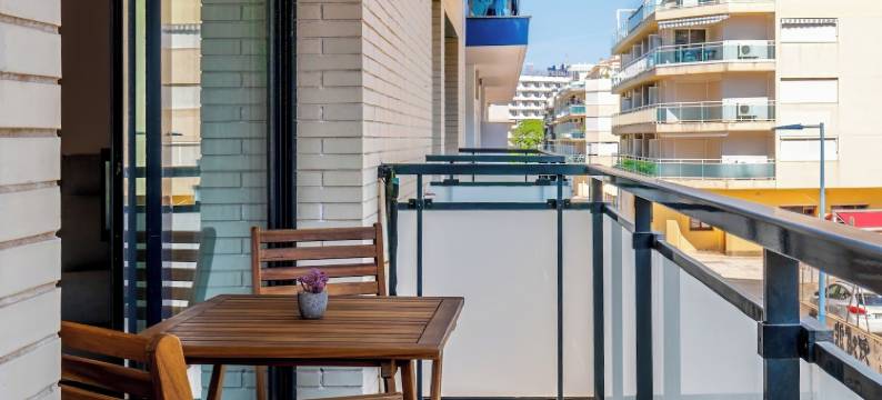 特拉蒙塔纳大厦(Edifico Tramontana)图片