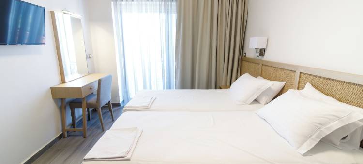 优雅海滩酒店(Elegant Beach Hotel)图片