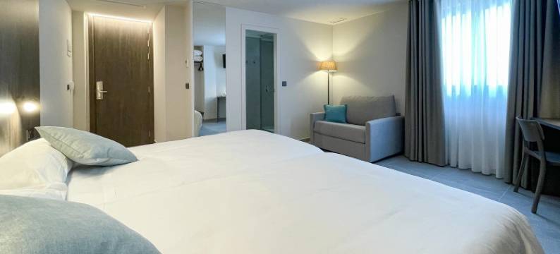 四月亮酒店(Hotel Quatre Llunes)图片