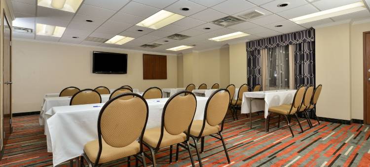 Holiday Inn Express 波士顿米尔福德(Holiday Inn Express Boston-Milford)图片