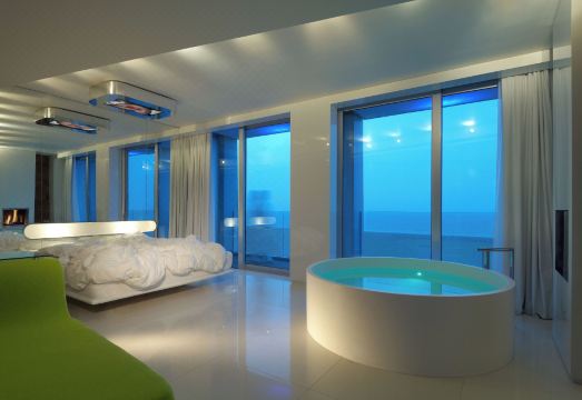 I-Suite HotelHotel Overview