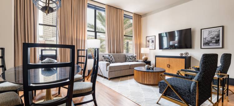 梅费尔两卧室公寓 | Canal Street景观，距波旁街2个街区(2BR Canal St View 2 Blocks to Bourbon St | The Mayfair)图片
