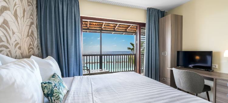 狮子海滩度假村(LionsDive Beach Resort)图片