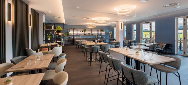 里昂东康铂智能酒店-欧洲展览中心布朗航空(Campanile Smart Lyon Est - Eurexpo Bron Aviation)图片