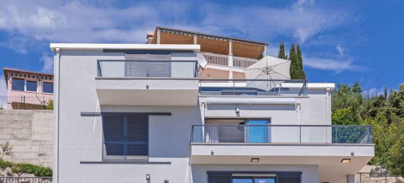 Apartmani D & J with Heated Pool & Stunning Sea View图片