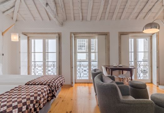 Youropo - the TowerHotel Overview