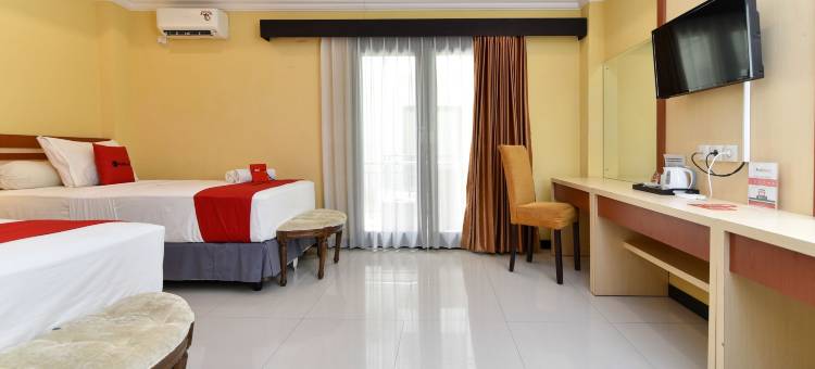 红多兹Plus酒店-巴厘岛画廊2号商城(RedDoorz Plus Near Mall Bali Galeria 2)图片
