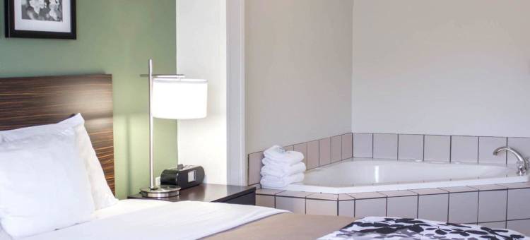 史密斯菲尔德 I-95 附近舒眠套房酒店(Sleep Inn & Suites Smithfield Near I-95)图片