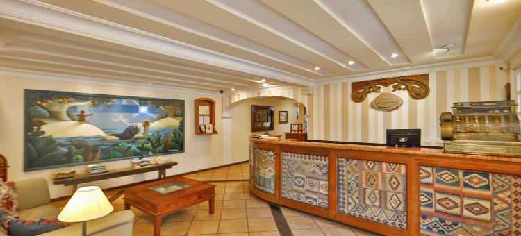 马纳里普莱雅酒店(Manary Praia Hotel)图片