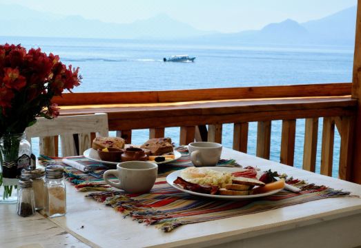 Hotel Isla Verde Hotel Overview