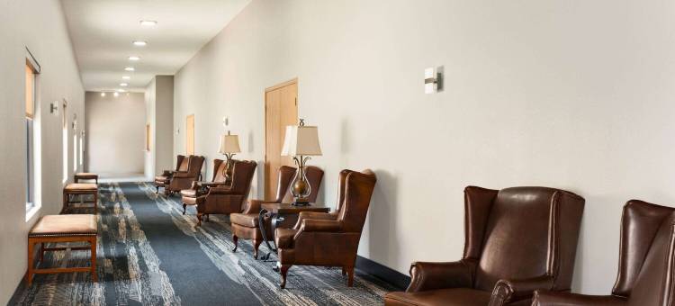 布兰森及会议中心美吟温德姆酒店(AmericInn by Wyndham Branson & Conference Center)图片