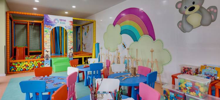 Ramada Hotel & Suites by Wyndham Kusadasi图片