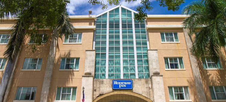 南迈阿密-科勒尔盖布尔斯罗德威旅馆(Rodeway Inn South Miami - Coral Gables)图片