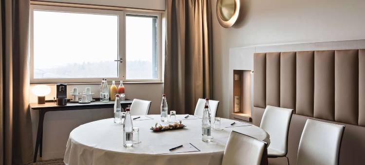 里昂欧洲博览馆希尔顿逸林酒店及度假村(Doubletree by Hilton Lyon Eurexpo)图片