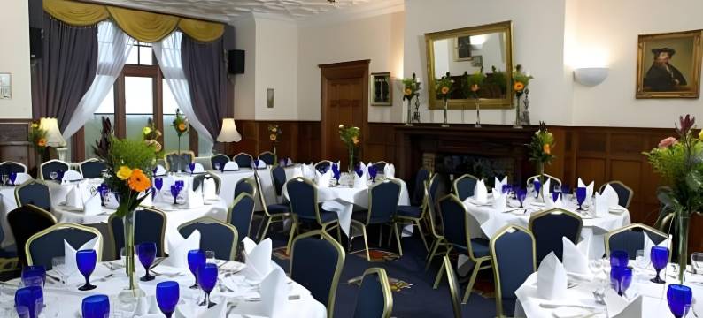 斯坦希尔庭院酒店，是Radisson个人会员(Stanhill Court Hotel, a member of Radisson Individuals)图片