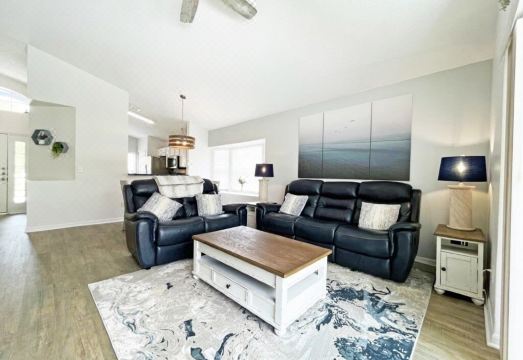 Holborn Delight 3 Bedroom Home by RedAwningHotel Overview