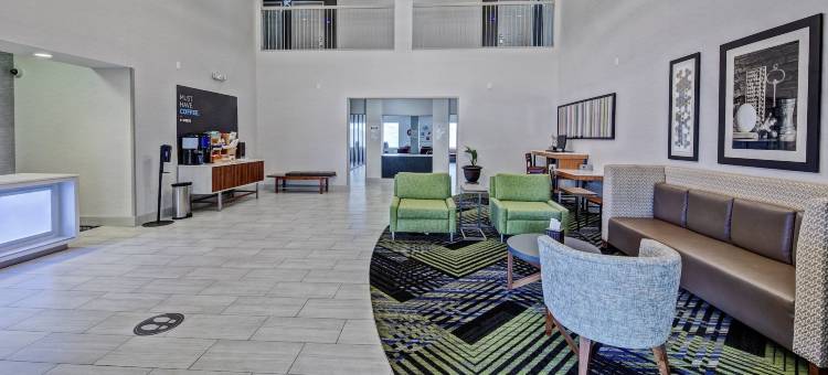 智选假日套房酒店克拉克斯(Holiday Inn Express & Suites Clarksville)图片