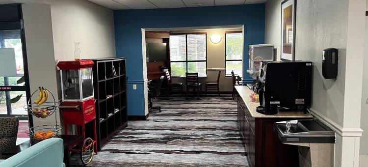 俄亥俄州门罗温德姆贝蒙特酒店(Baymont by Wyndham Monroe Ohio)图片