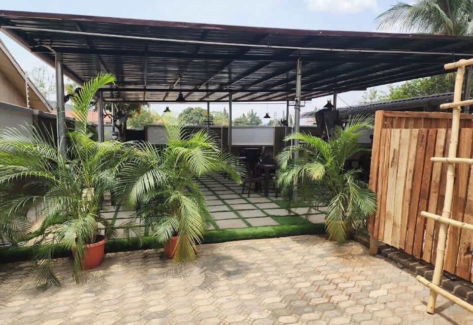 Coco Luxury Apartment Hotel Overview