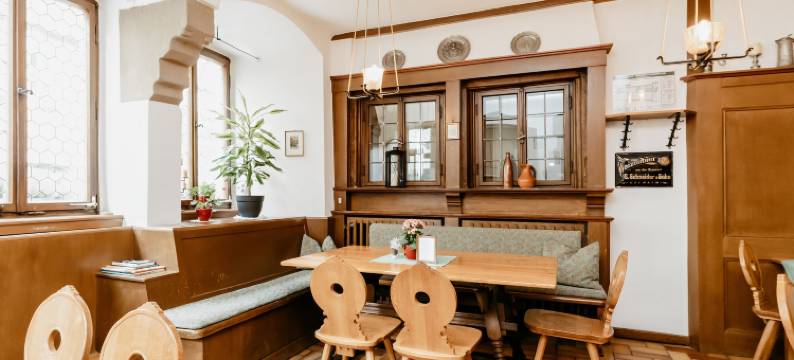 金吉瑞芬酒店(Hotel-Gasthof Goldener Greifen)图片