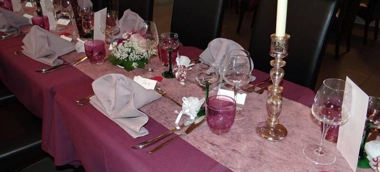 勒瓦勒佩尔切旅馆(Logis-Hôtel Restaurant Auberge les Vallées du Perche)图片