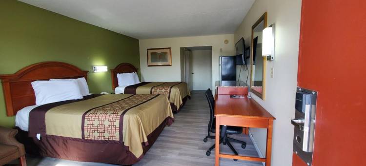 麦迪逊维尔大斯普林酒店(Big Spring Inn Madisonville)图片