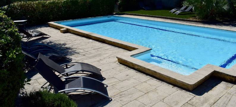 拉巴斯特德布鲁宾馆(La Bastide Bleue)图片