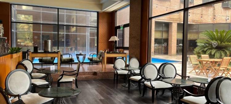 皮拉尔喜来登酒店及会议中心(Sheraton Pilar Hotel & Convention Center)图片