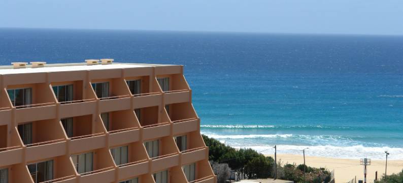 维拉巴雷拉海水水疗度假村(Vila Baleira Porto Santo)图片