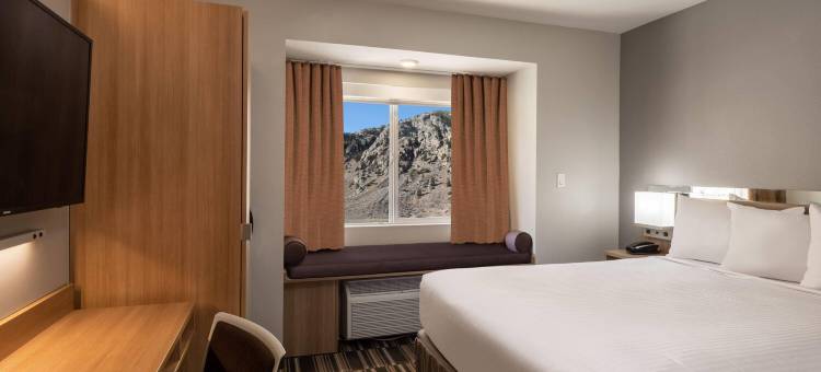 Microtel Inn & Suites by Wyndham Georgetown Lake图片