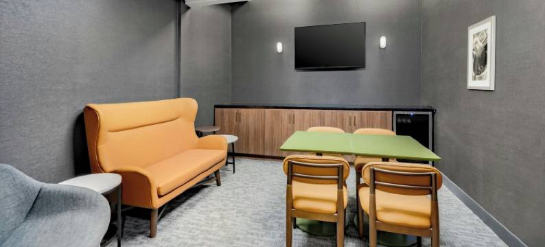 亚特兰大机场天际点酒店及套房(Four Points by Sheraton College Park Atlanta Airport)图片