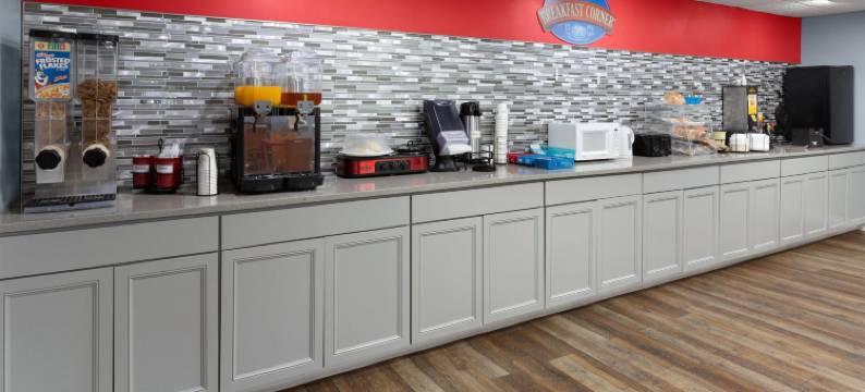 铁山温德姆贝蒙特酒店(Baymont by Wyndham Iron Mountain)图片