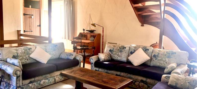 Golden Light Cottage Escape图片