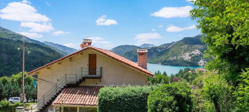 Country House in Saint-Julien near Verdon Park图片