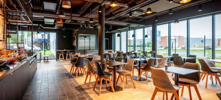 宜必思尚品瓦朗谢讷珀蒂福雷酒店(Ibis Styles Valenciennes Petite Forêt)图片